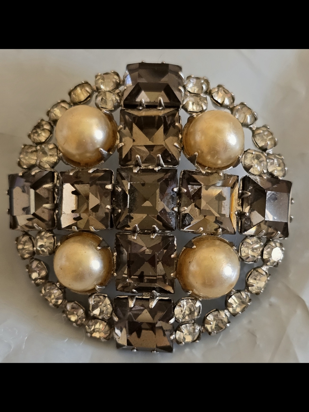 Vintage-Inspired Round Statement Brooch with Pearls and Smoky Rhine New 1.5 Inch